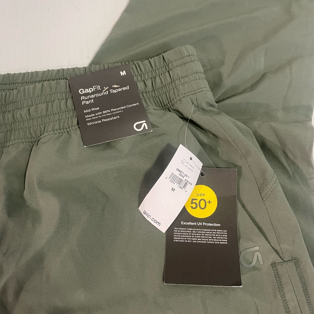 GAPFit Runaround High Rise Tapered Pants Olive Green SPF 50 | M | NWT - Picture 2 of 5